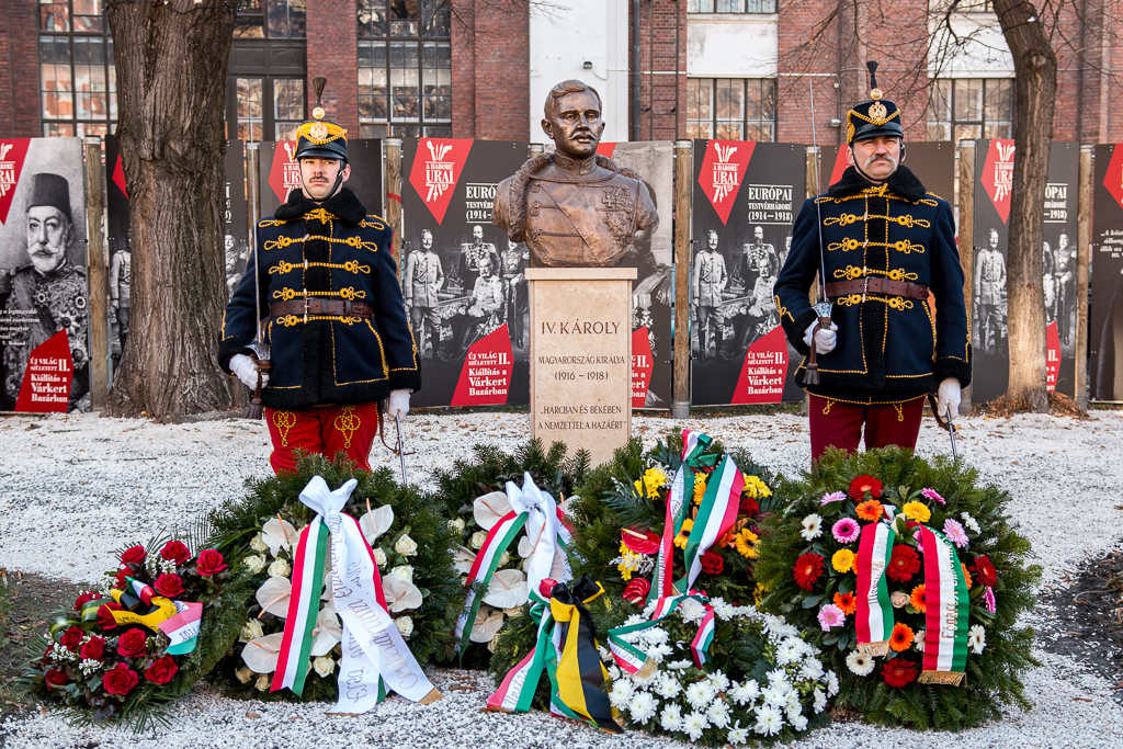 szoboravatas terrorhaza 161128 asap lr nmp 00-7